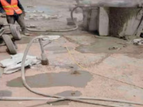 北林水泥混凝土路面板底注浆技术 路面脱空注浆整治方案